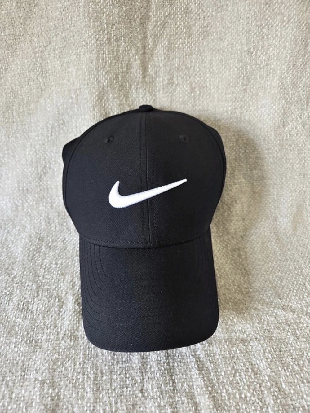 Nike Club Cap Dri-FIT in Black M/L Like New
